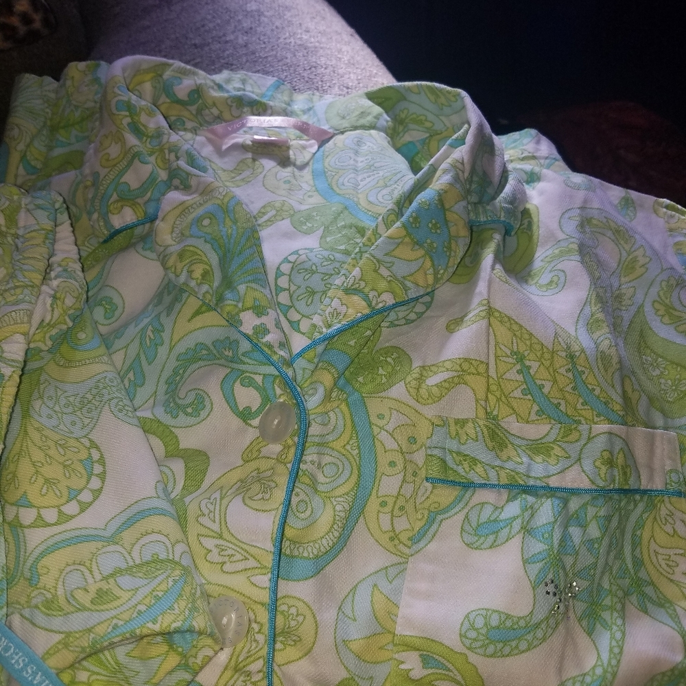 VS 2PC PJ'S